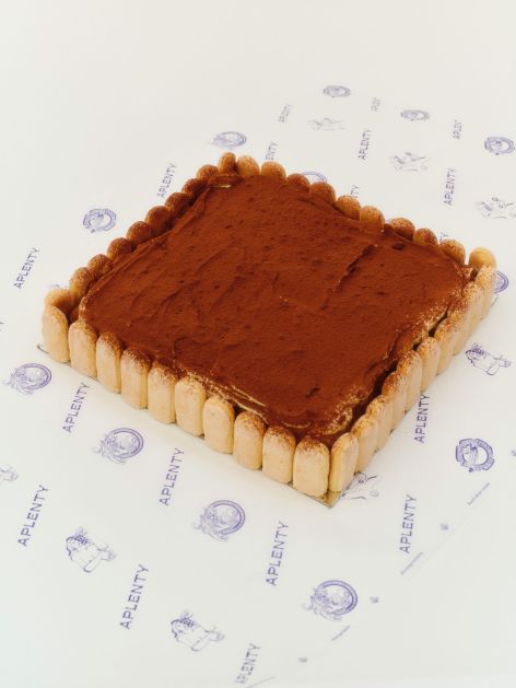Tiramisu Cake