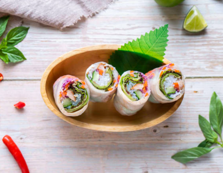 Lemongrass Chicken Rice Paper Roll