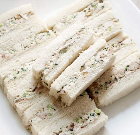 Sandwich Squares - Chicken & Chive Mayonnaise