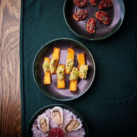 Canapé vegetarian - Polenta With Guacamole