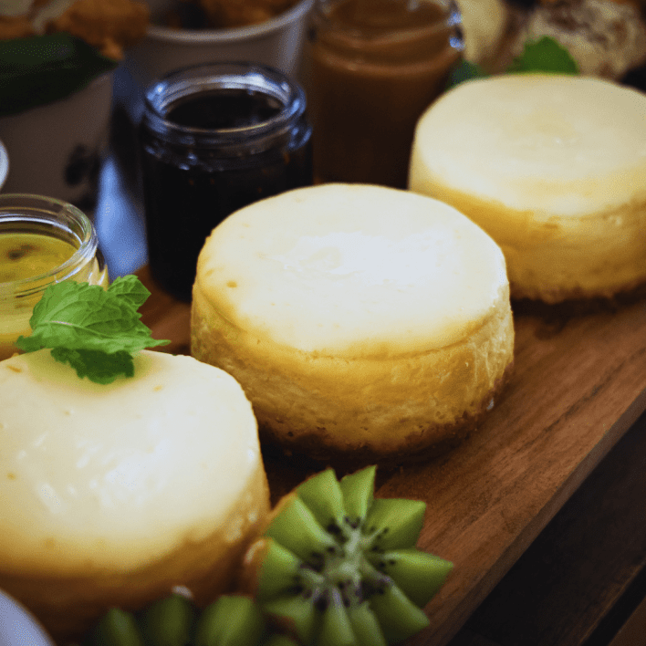 Gluten Free New York Baked Cheesecake - "To share or not to share"