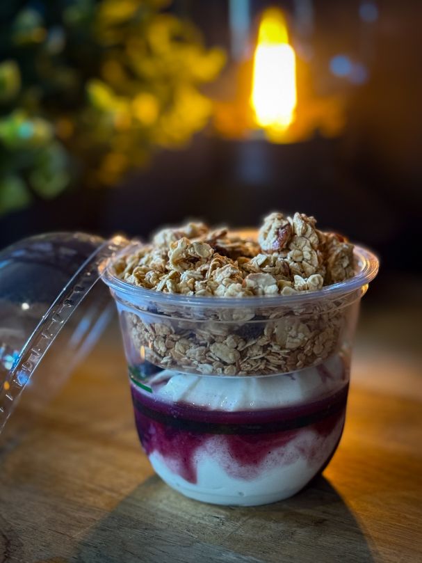 Yoghurt + Granola Single Serve