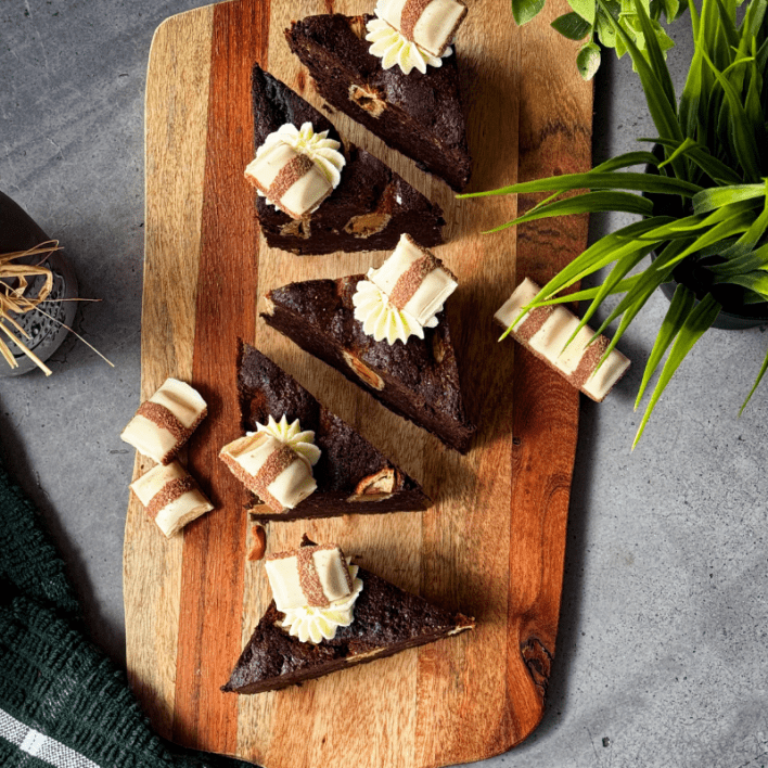 Kinder Bueno Loaded Brownie (12)