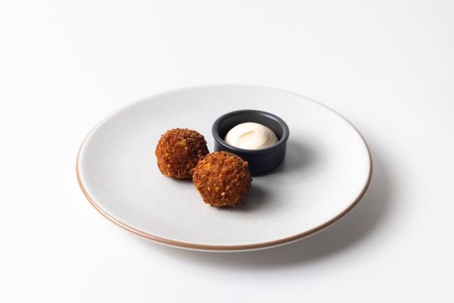 Tomato and Basil Arancini (2 pieces) (B/S)