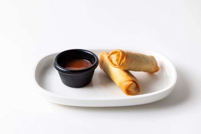 Spring Rolls with Truffle Hot Sauce (2 pieces) (B)