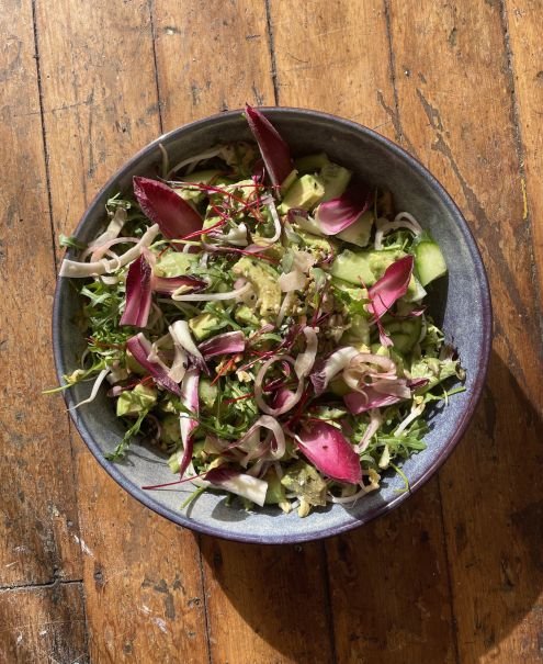Dinner-sized salad range