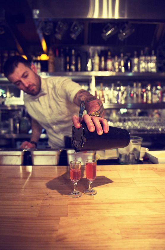 Cocktail Bar Tender (Minimum 4hr Booking)