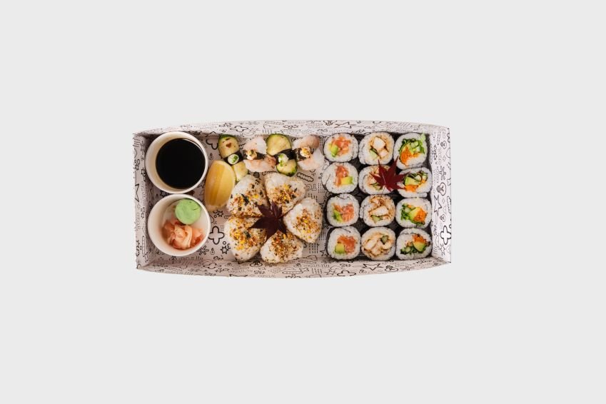 Ginza Deluxe Sushi & Nigiri Platter - Medium (21 pcs)