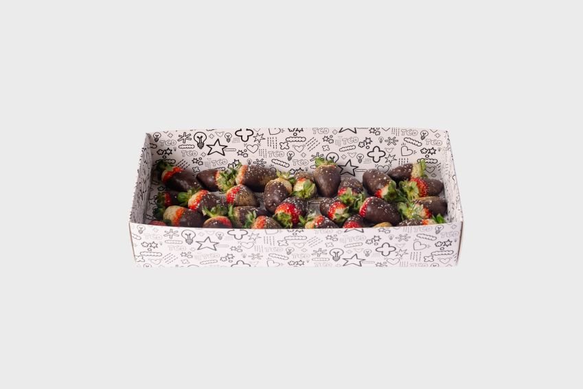 Belgium Dark Chocolate Dipped Strawberries - Medium (18-25 pcs)