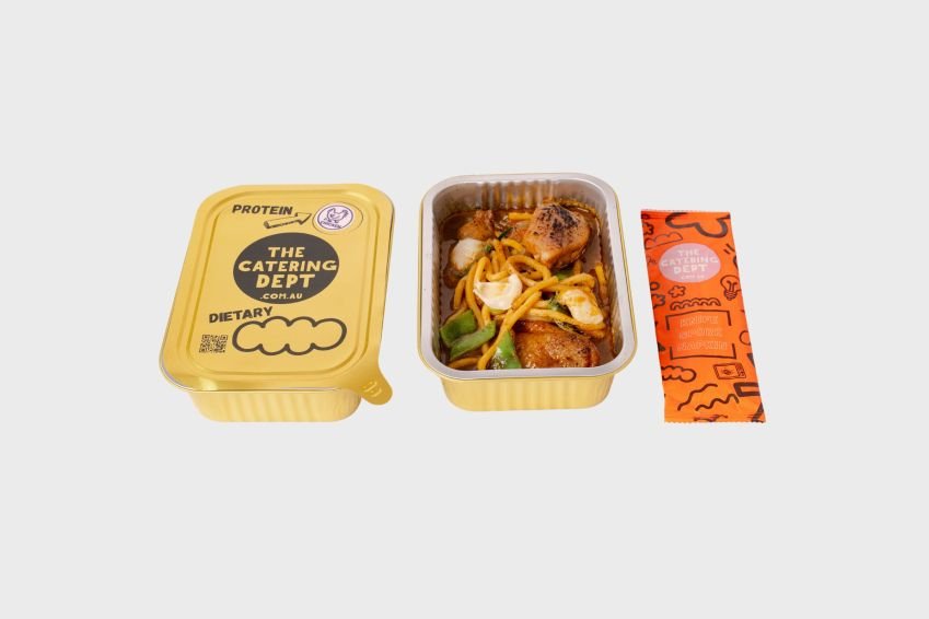 Northern Thai 'Khao Soi' with Thick Egg Noodle, Lychee & Spring Onions 