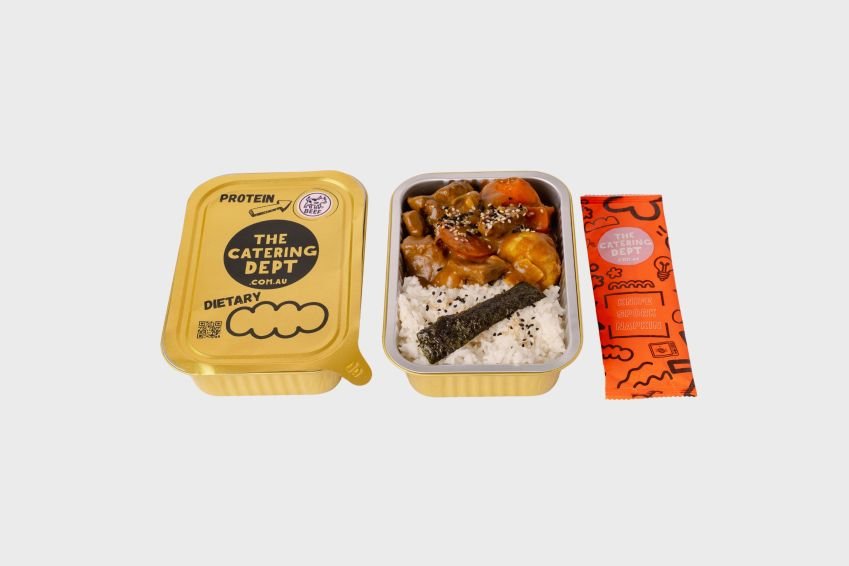 Traditional Japanese Curry, Steamed Rice, Toasted Sesame & Seaweed 