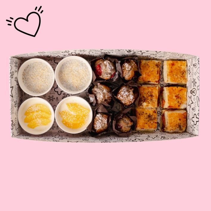 The Mini Break Collection - Medium Box (16 pcs)