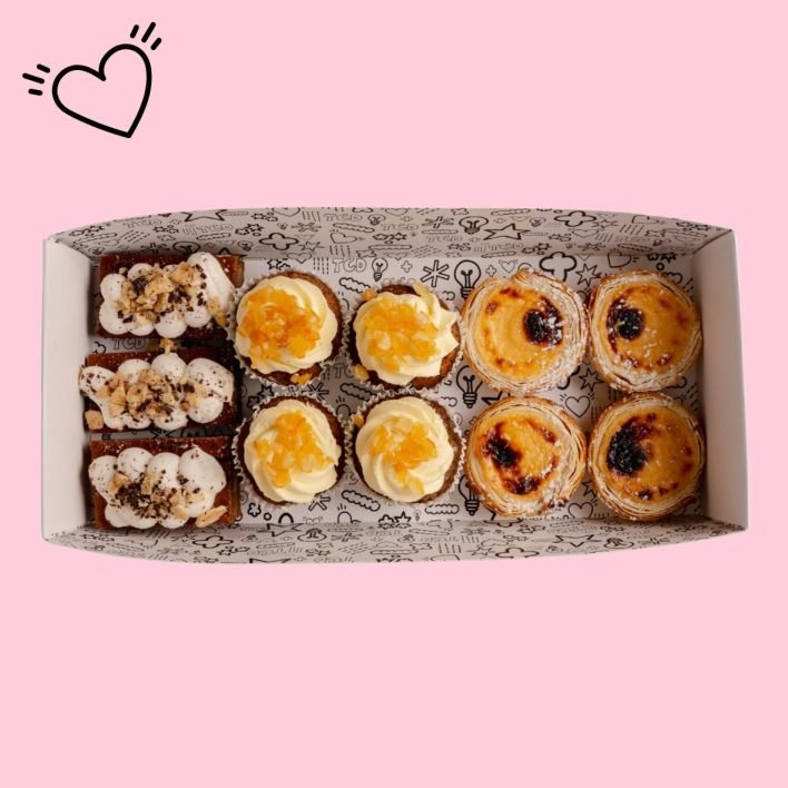 Lilly Rose - Medium Box (11 Pieces)
