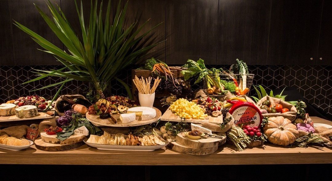 What is a Grazing Platter? Why They’re Trending for Events