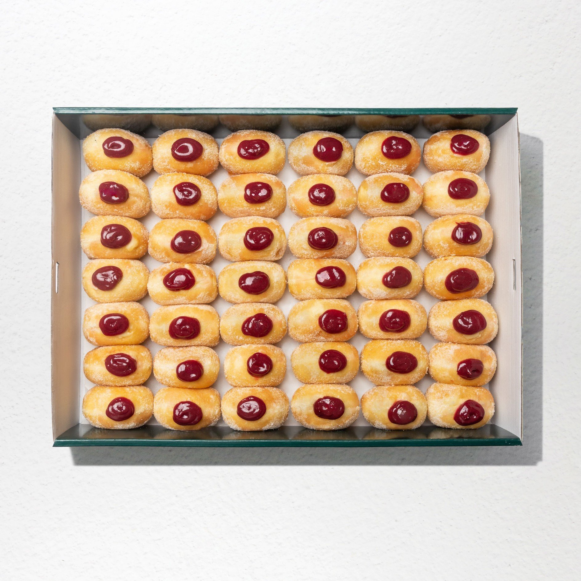 Lemon Myrtle & Davidson Plum Mini Bombolini Donut Platter