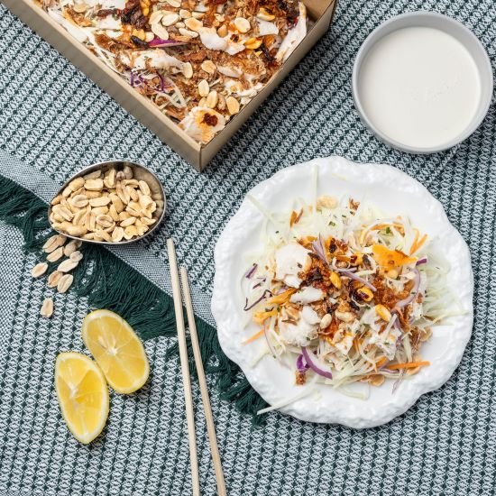Chicken Papaya Crunch Salad Platter