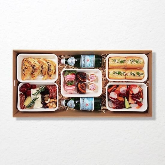 Gourmet Picnic Hamper