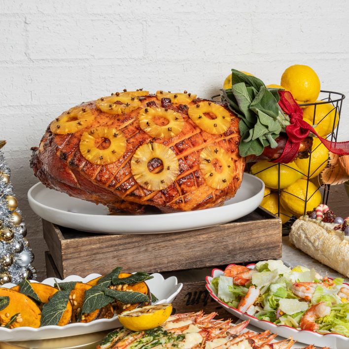 Maple Glazed Ham on the Bone with Pineapple & Cloves