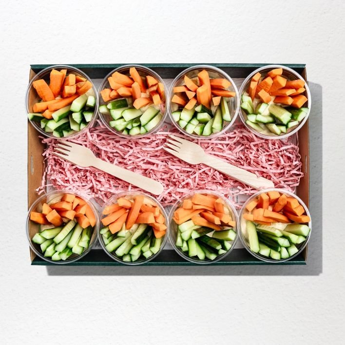 Hummus, Carrot & Cucumber Pots