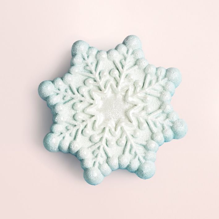 Sculpted Snowflake Cake