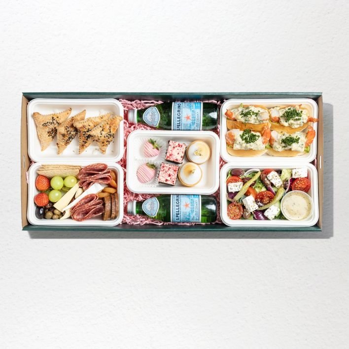 Gourmet Picnic Hamper