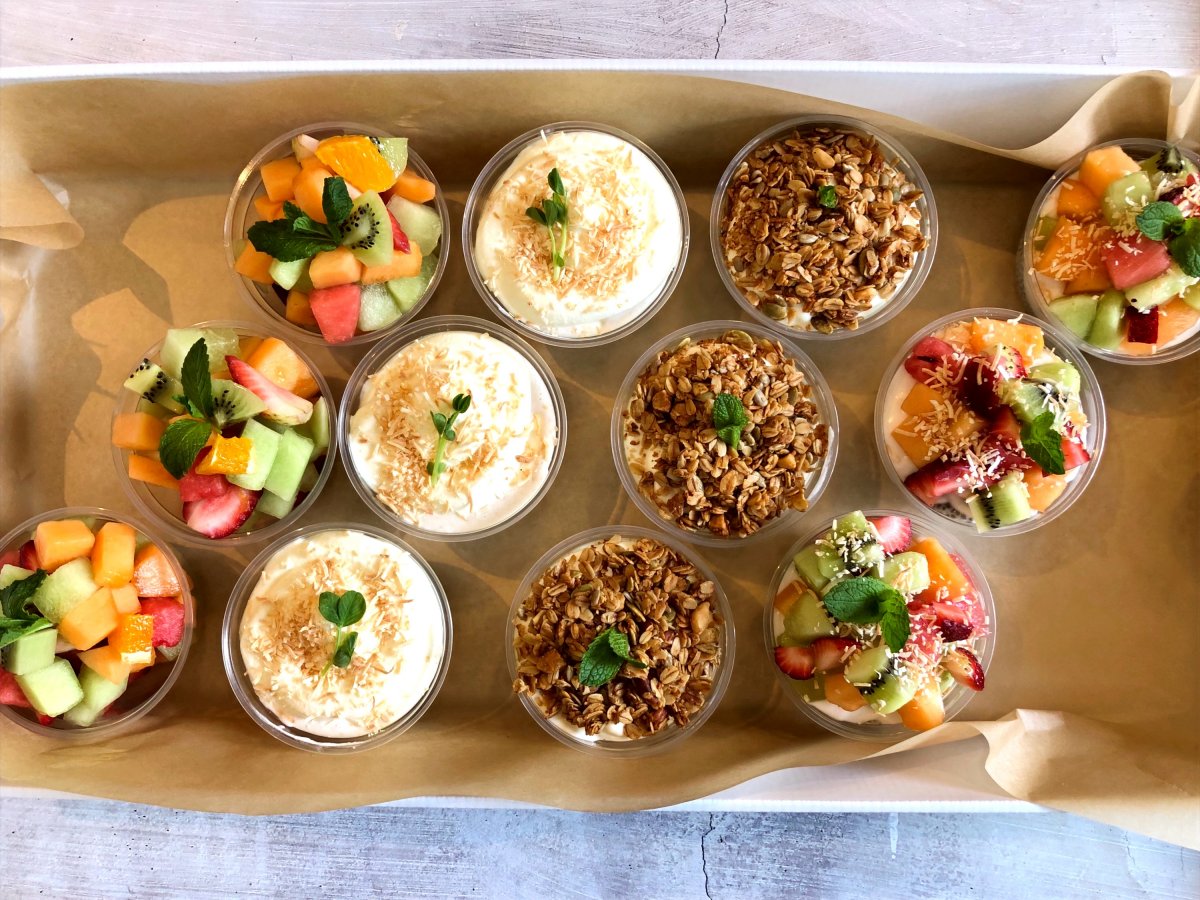 Assorted Cups (12 cups) Yoghurt / Bircher / Fruit / Vegan Chia