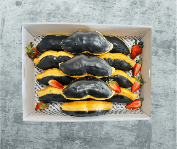 Movember - Moustache Donut Collection (12 pieces) 
