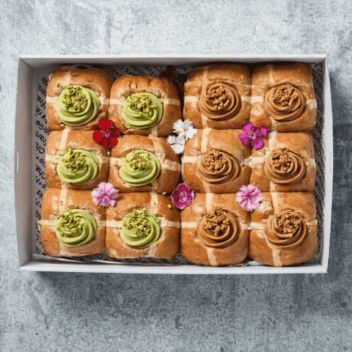 Deluxe Pistachio + Biscoff Easter Hot Cross Buns Platter (Box of 12) 