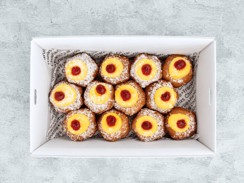 High Tea Mini Cakes (Box of 12)