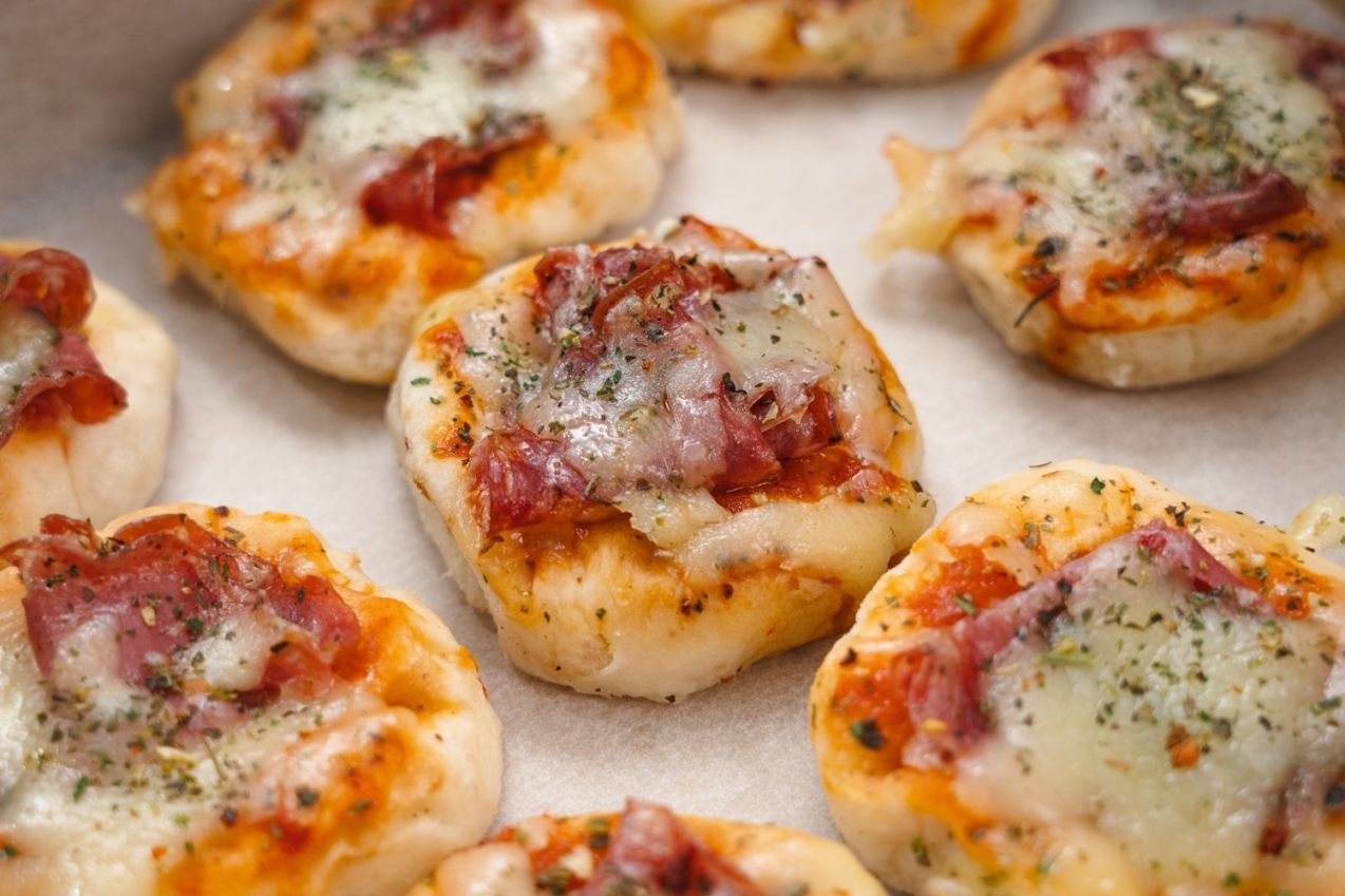 Pizza Bites, Pepperoni, Mozzarella, Italian Herbs