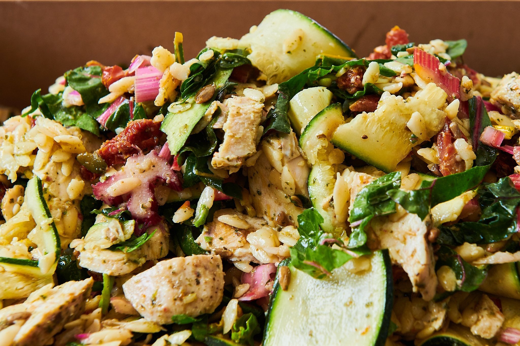 Shared Side Salad Feeds 10-12