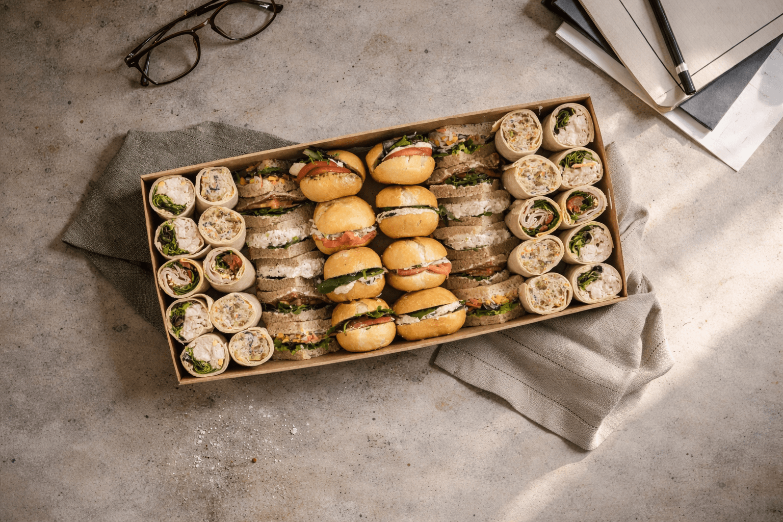 Gourmet Sandwich, Wraps & Rolls Shared Large Lunch Box