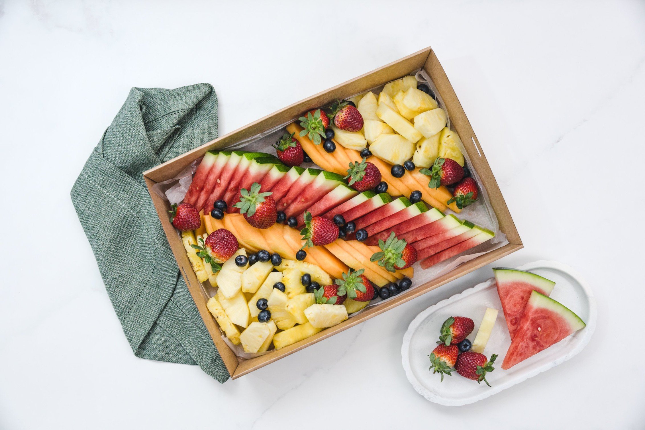 Large Fruit Platter - Feeds 10-15