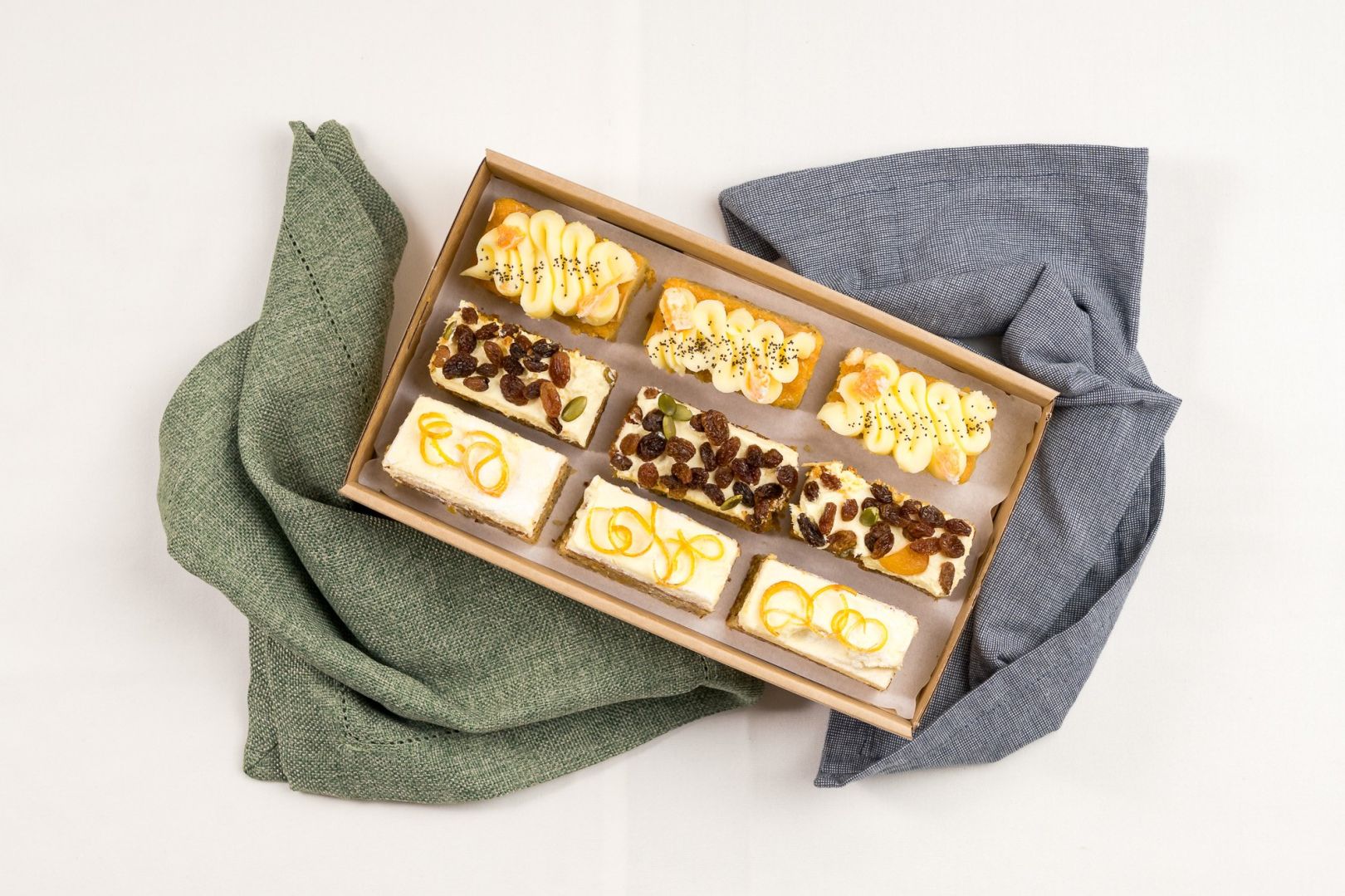 Tea Cake Box / Feeds 8 - 10