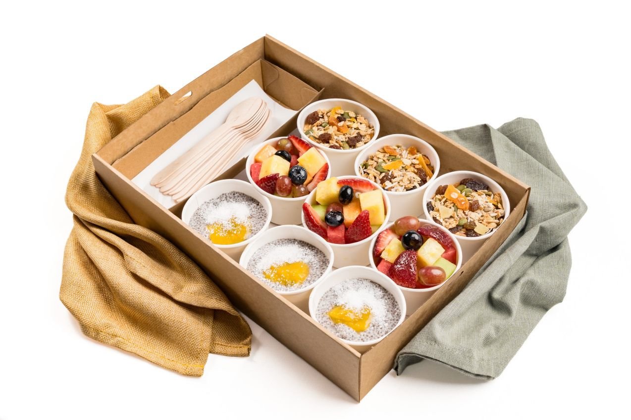 Mixed Healthy Cups / 9 Items
