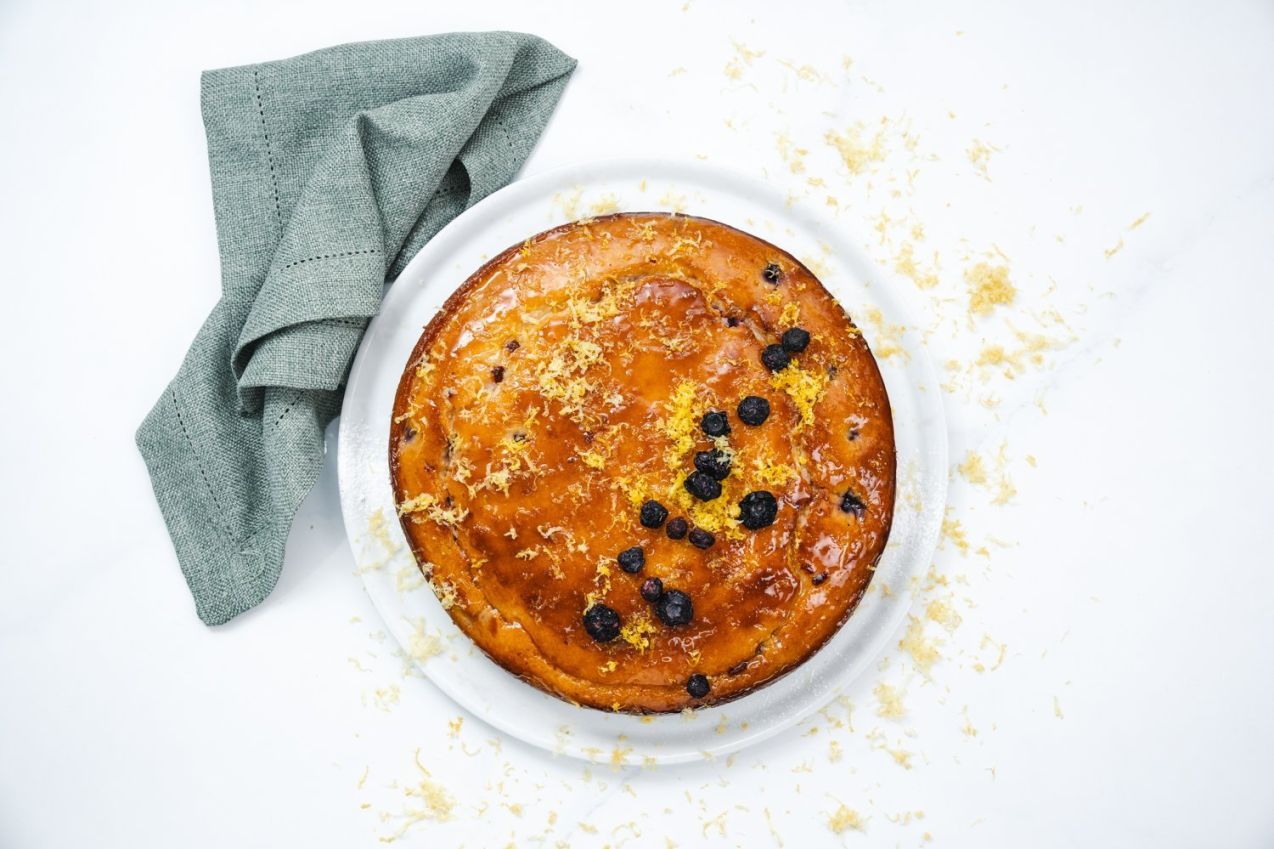 Lemon, Blueberry & Yoghurt Cake