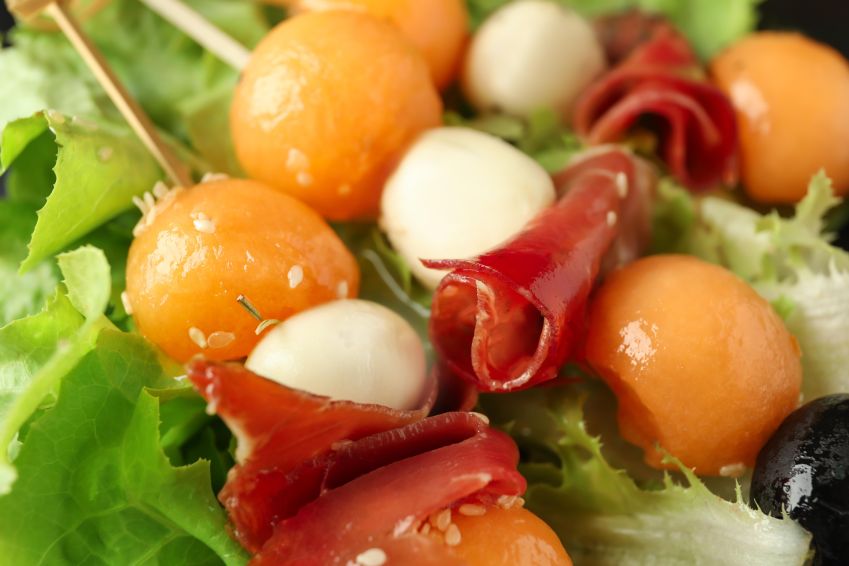 Melon, Prosciutto and Bocconcini Skewer (GF)