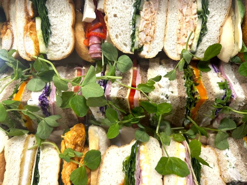 Sandwich and Roll Platter Box