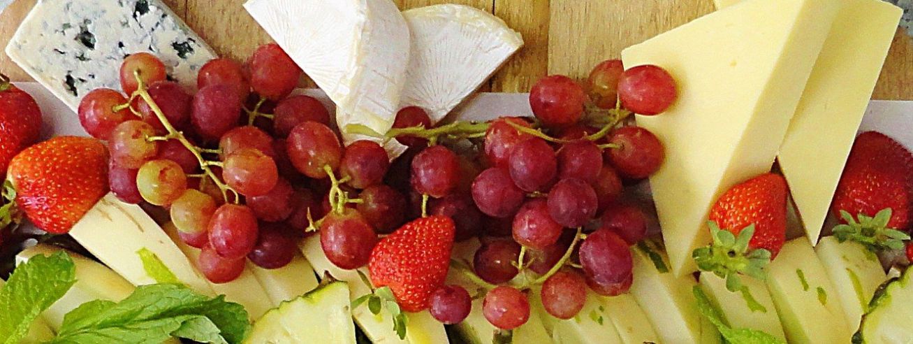 Seasonal Fruit and Cheese Platter Box