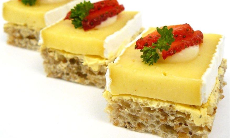 Brie and Strawberry (V)