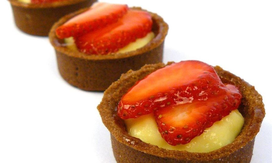 Cocktail  Strawberry Tart (V)