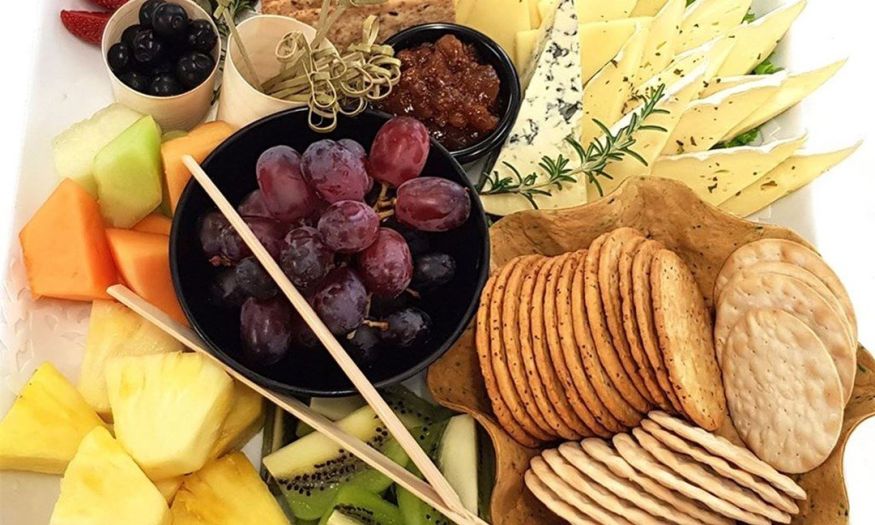 Fruit & Cheese Board (v)