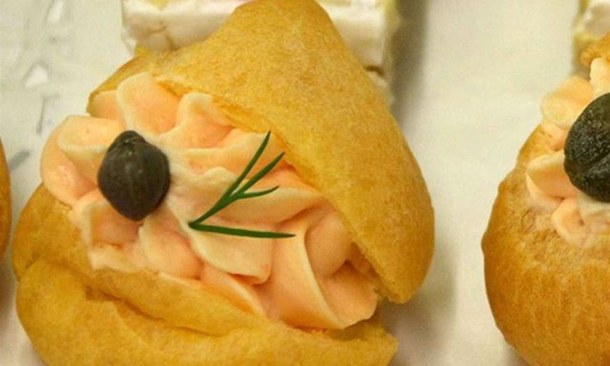 Profiterole - Smoked Salmon