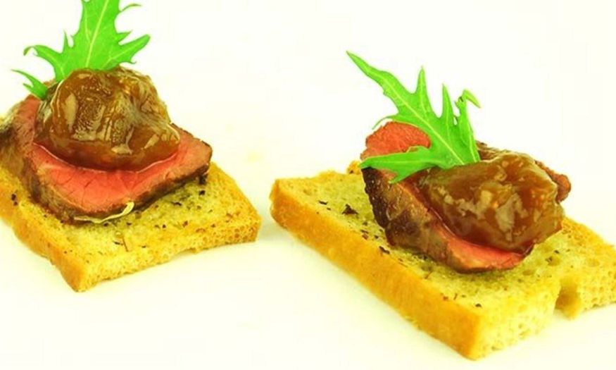 Roast Lamb with Pear and Fig (ng,nd)