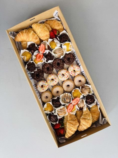 Rise and Shine Pastry Box