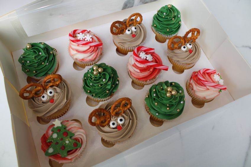 Grinches Cupcakes 