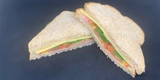 Ham & seasonal salad