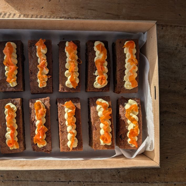 Carrot Halwa Cake Platter