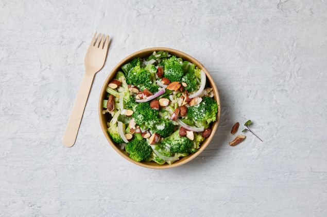Broccoli and Almond Individual Salad Bowl