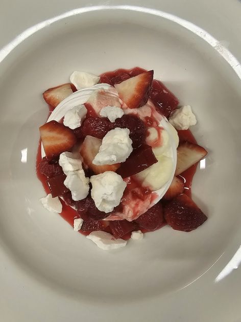 House made mini Pavlova